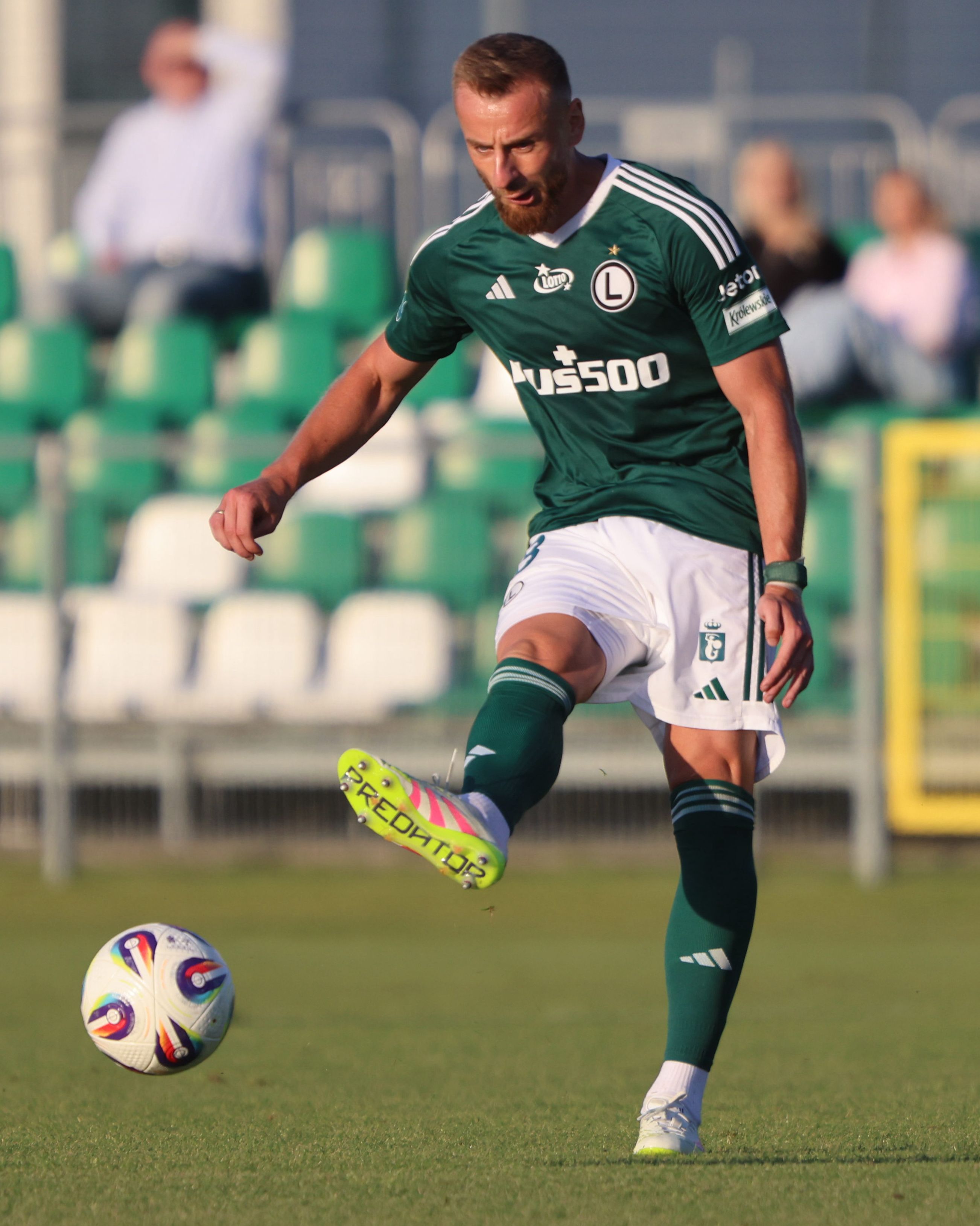 LE: Legia uprawniona