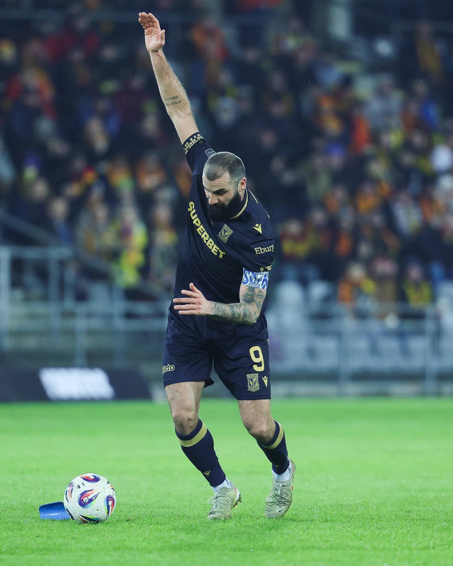 [SKRÓT] Korona 1:2 Lech: Hat-trick Kolejorza