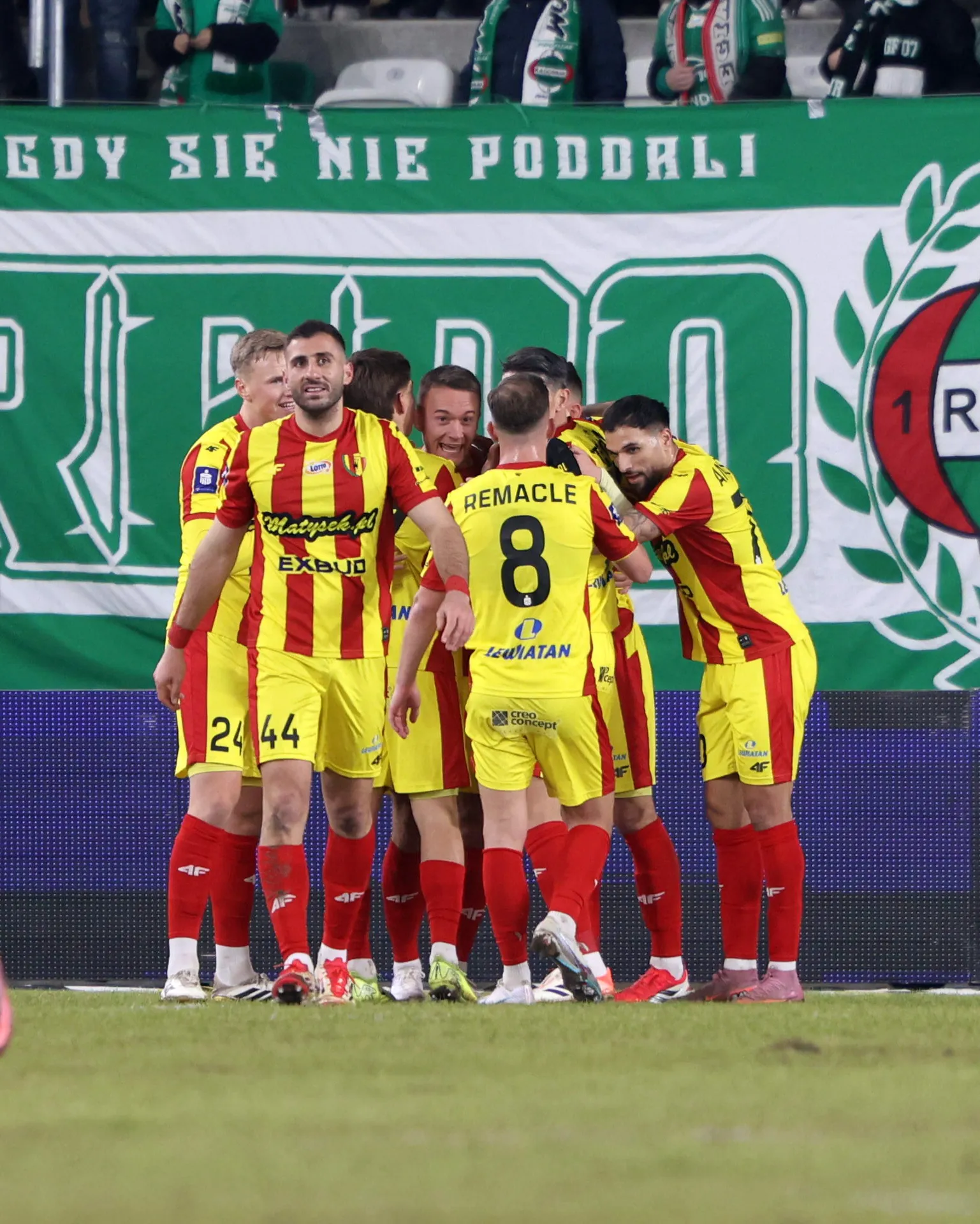 [SKRÓT] Radomiak 0:2 Korona - Kluczowy udział obrońców