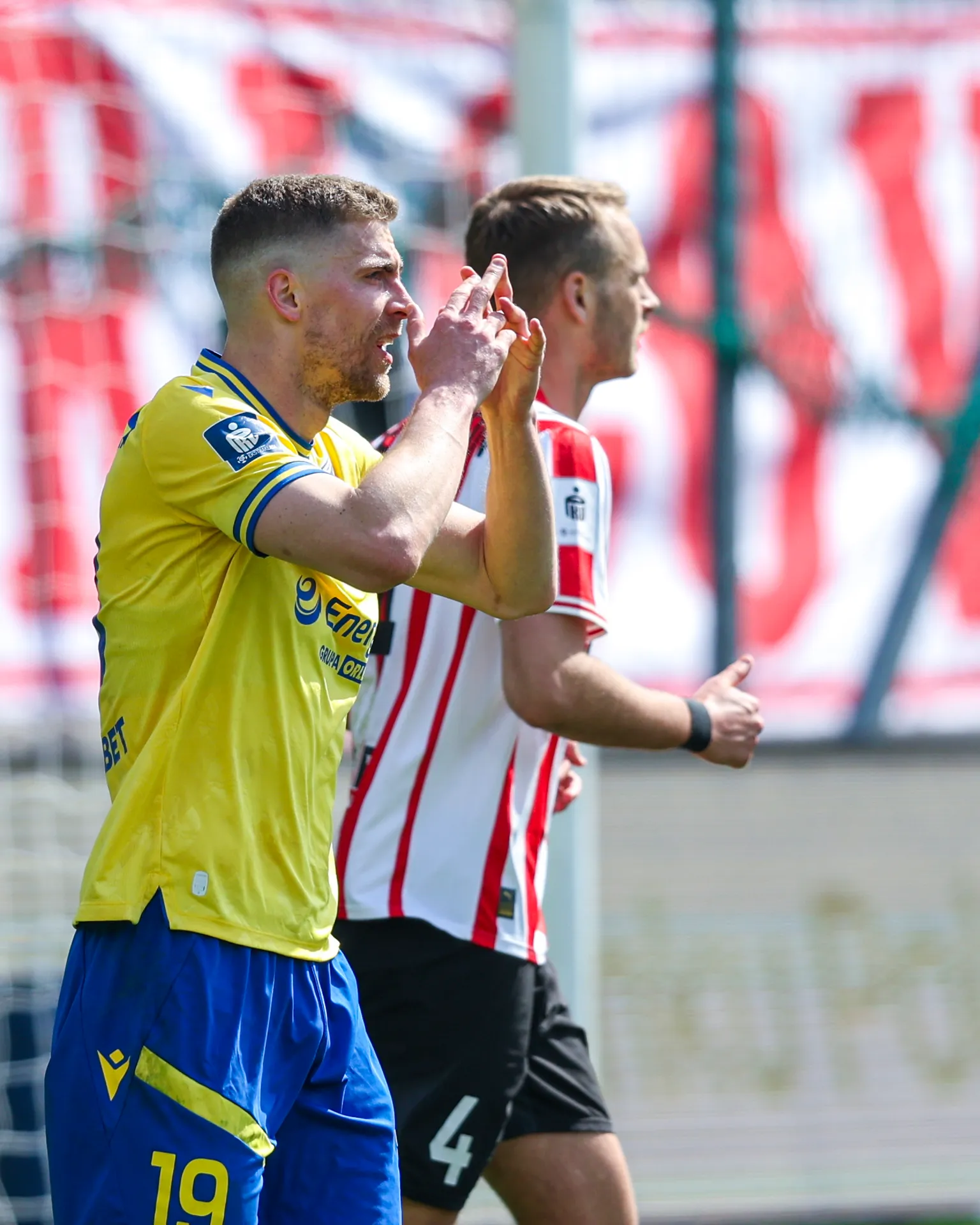 [SKRÓT] Cracovia 2:2 Arka: Gole co 5 minut