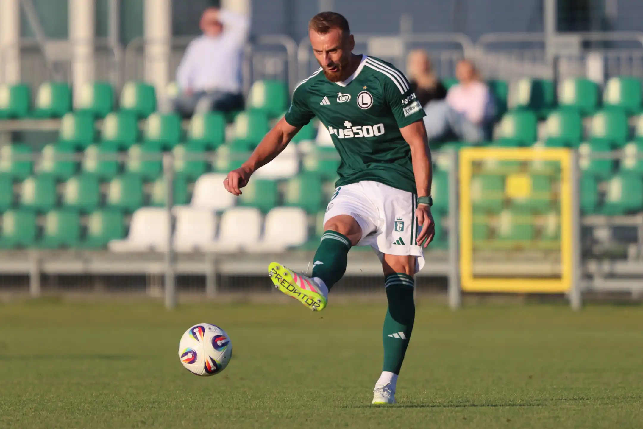 LE: Legia uprawniona