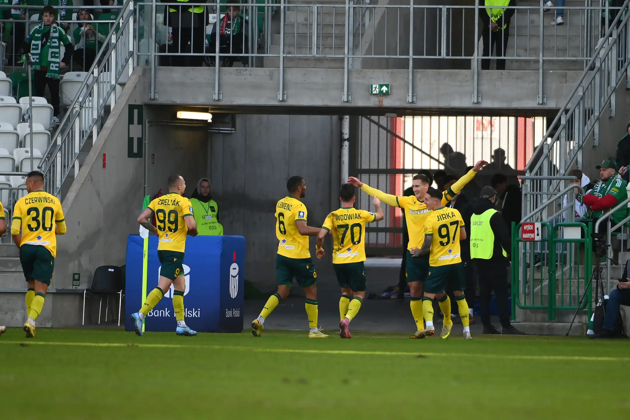 [SKRÓT] Radomiak 0:1 GKS: Cios przed zejściem do szatni