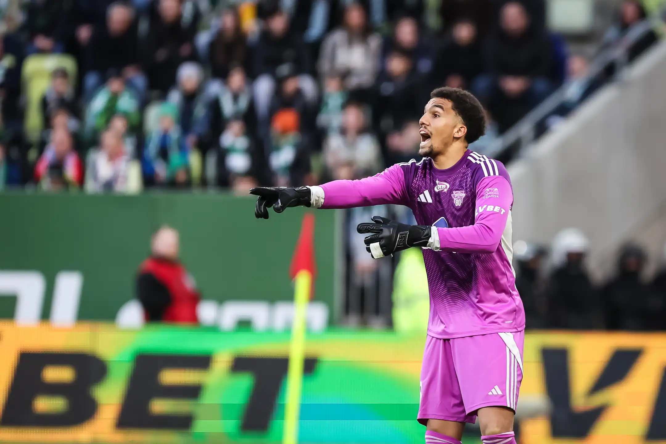 Cały świat patrzy. Ważna przerwa