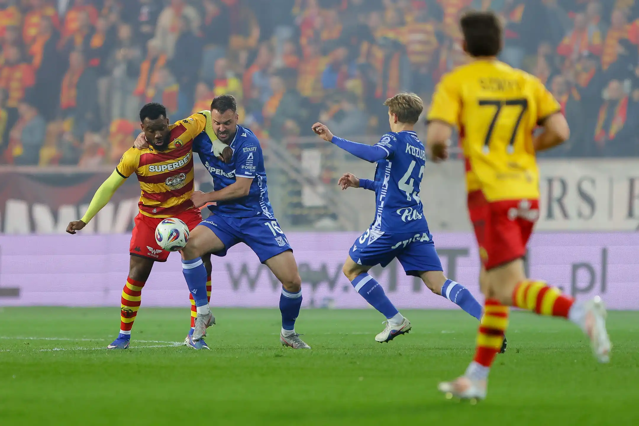 [SKRÓT] Jagiellonia 0:0 Lech: Świąteczne „jajo do jaja”