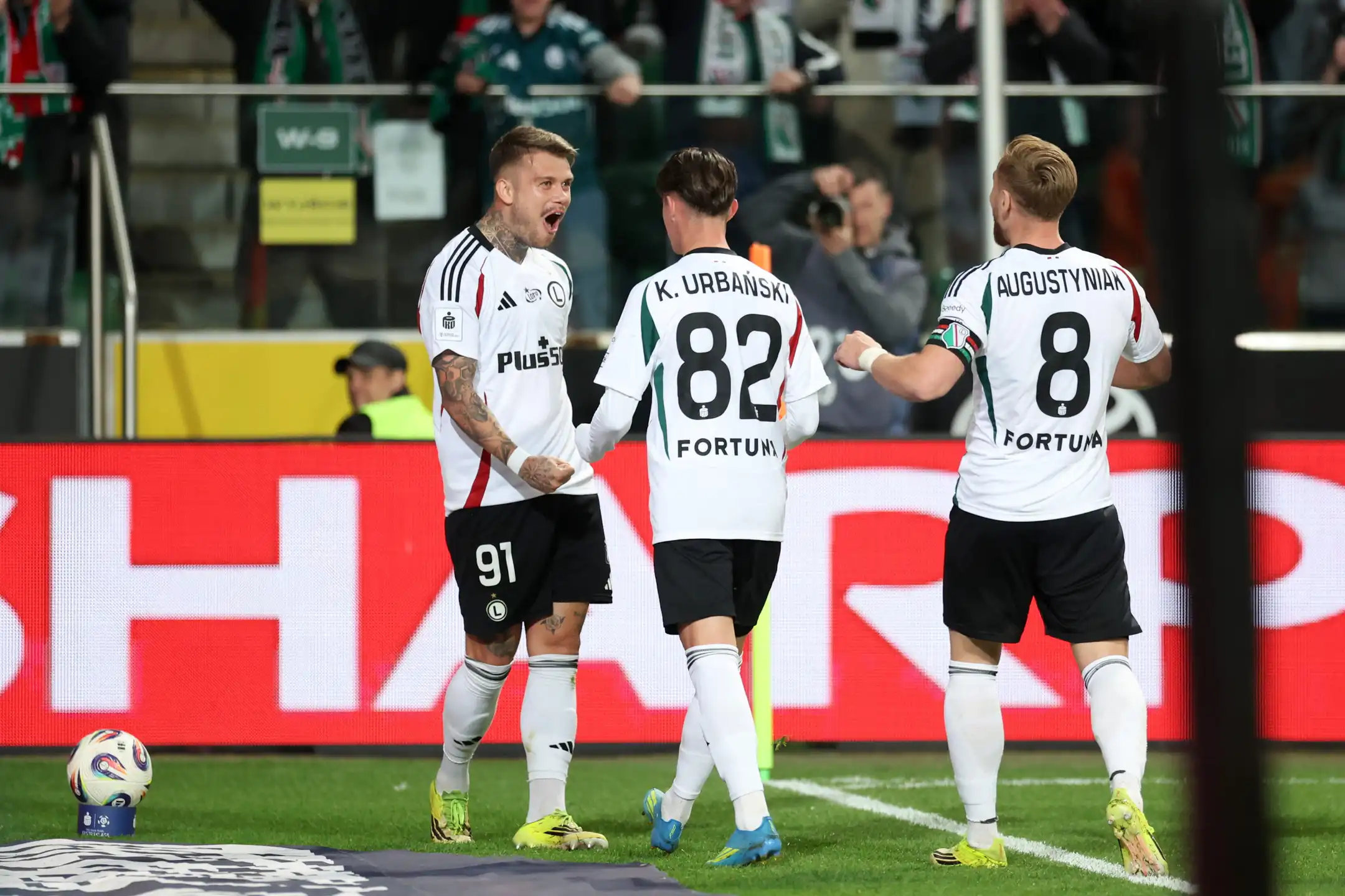 [SKRÓT] Legia Warszawa 1:0 KGHM Zagłębie Lubin - Nie zatrzymują się